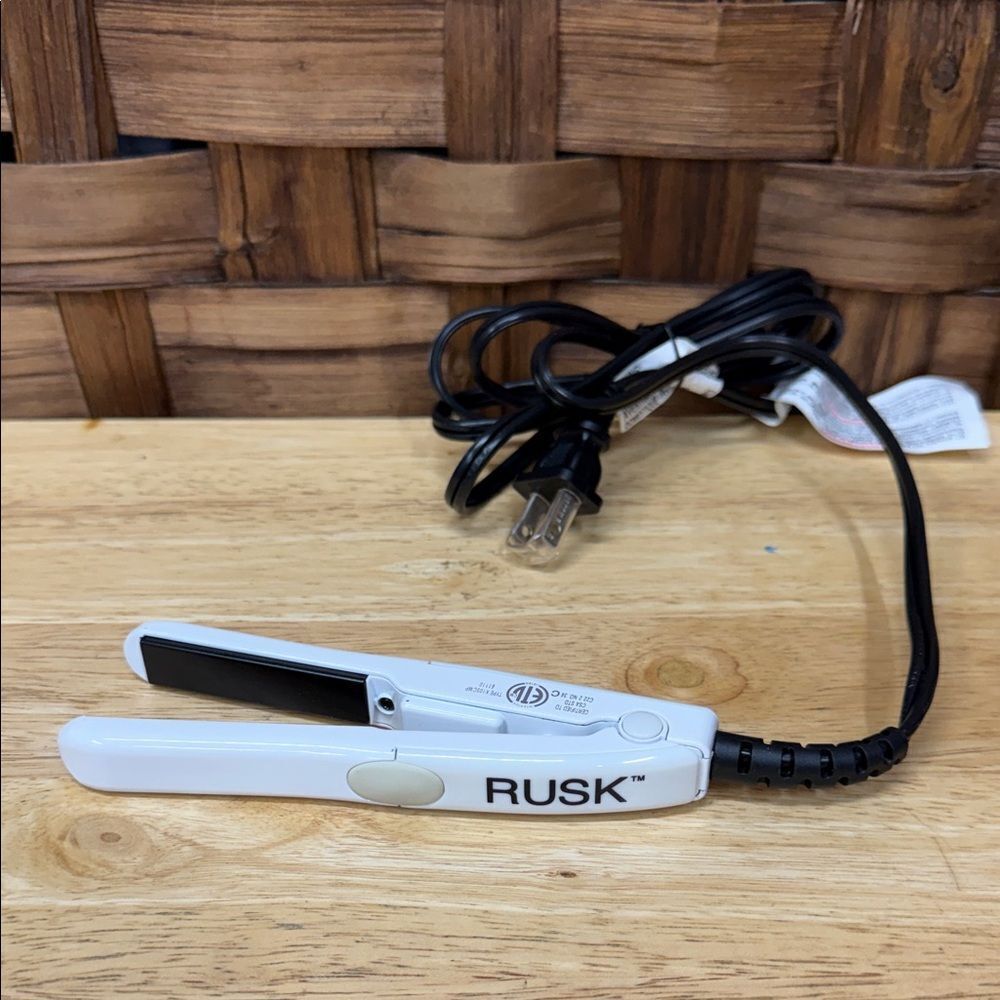 Rusk White Mini Hair Straightener